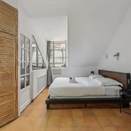 Bnbnova - 1br - Heart Of Latin Quarter, Family Only